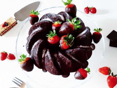 Bundt cake al cacao, low carb e senza glutine